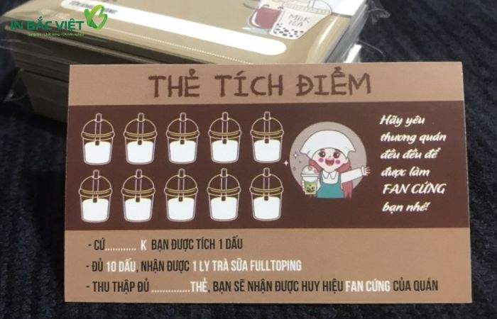 chất liệu và kích thước thẻ tích điểm trà sữa