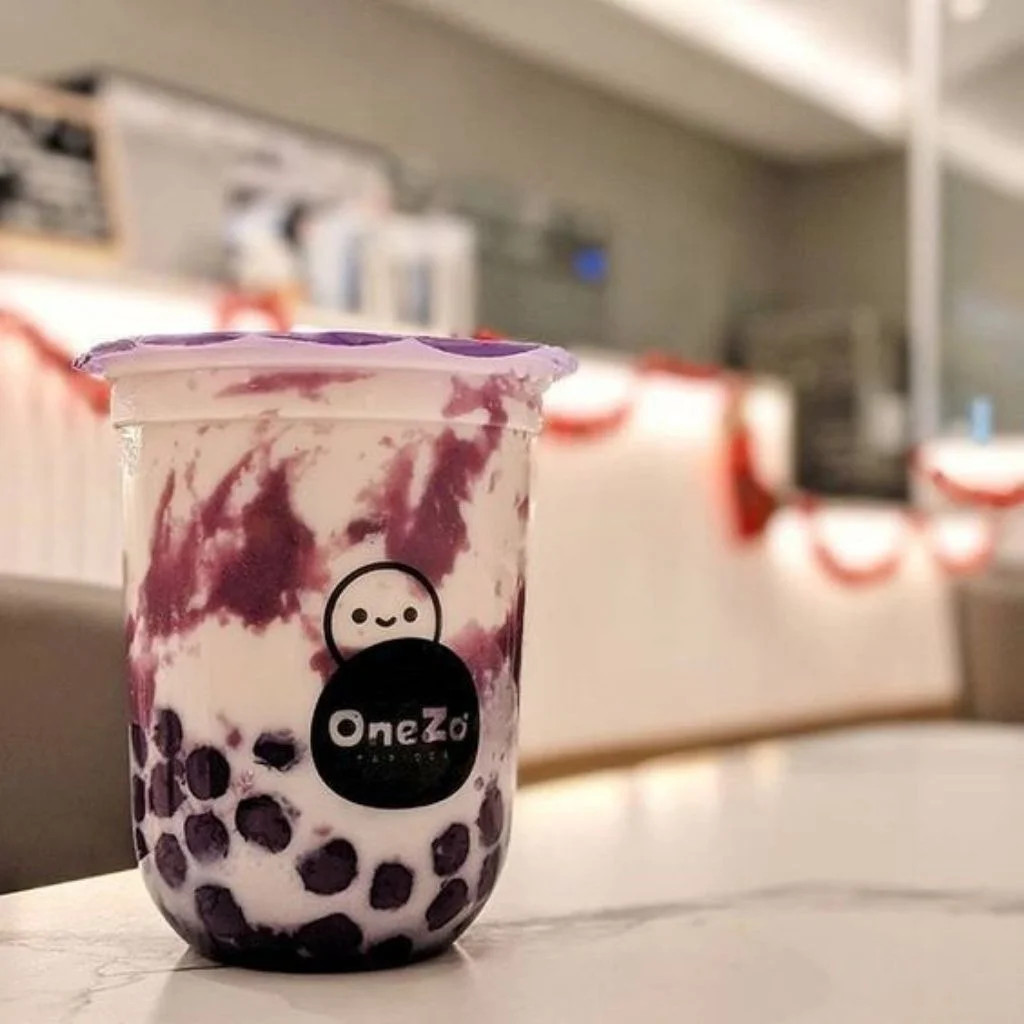 Cốc trà sữa mang lại niềm vui đơn giản