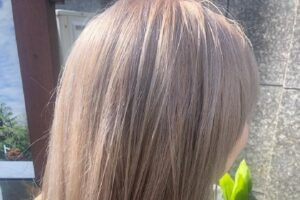 Hướng dẫn công thức nâu trà sữa cần tẩy tóc để lên màu chuẩn