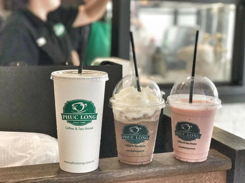 Không gian ấm cúng và những ly trà sữa Phúc Long đậm chất Việt tại quán trà sữa gần đây hiện đang mở