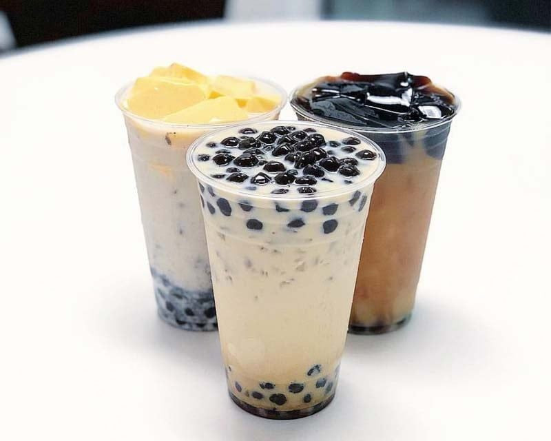 Ly hồng trà sữa trân châu truyền thống thơm ngon, thức uống được nhiều người yêu thích