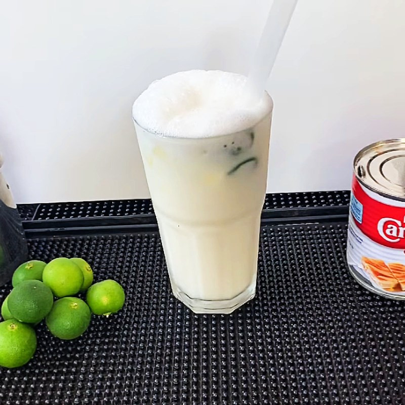 Ly quất lắc sữa thơm ngon, mát lạnh đã hoàn thành