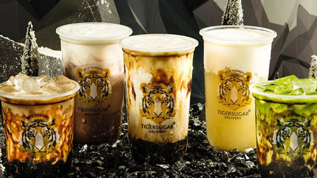 Ly trà sữa Tiger Sugar sữa tươi trân châu đường đen với vằn hổ đặc trưng