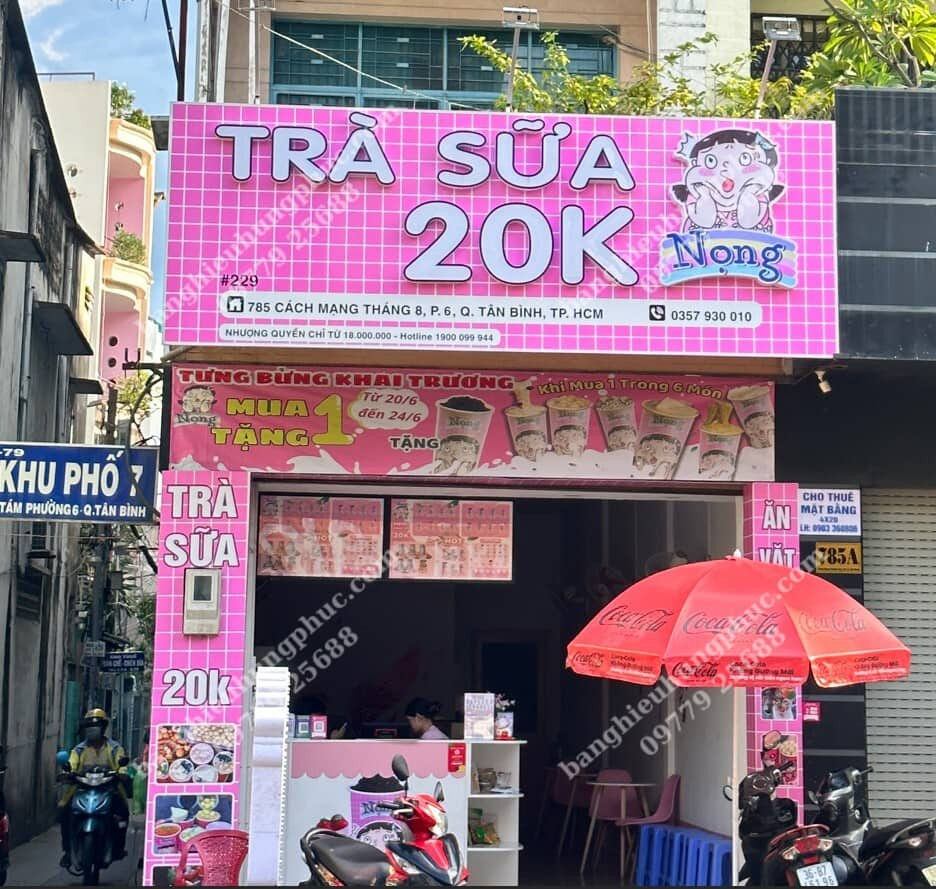 Quá trình tự làm và trang trí bảng hiệu gỗ cho quán trà sữa