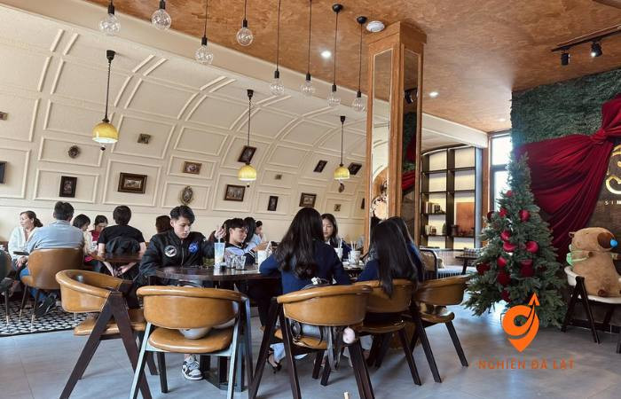 quán trà sữa view đẹp gần đây mang phong cách ấm cúng của Ấm Sữa