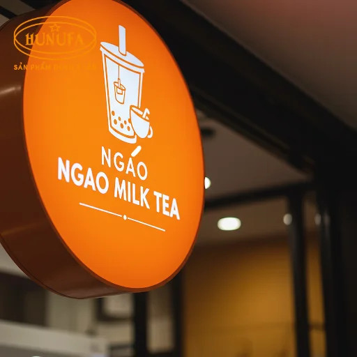 Tên quán trà sữa độc đáo và mới lạ gây ấn tượng mạnh
