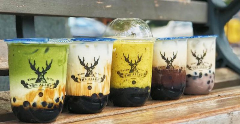 Thức uống trà sữa Alley với sữa tươi trân châu đường đen