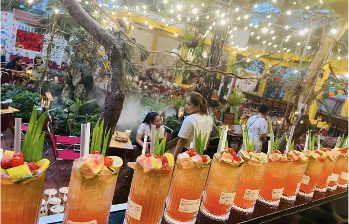 Thức uống trà sữa Phúc Drink ngon Đà Nẵng với đa dạng topping