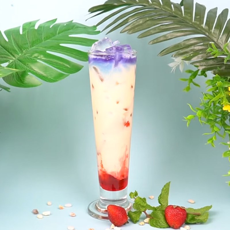 Trà sữa dâu hoa đậu biếc tầng màu đẹp mắt